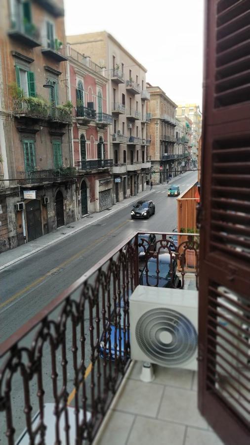 Rosso Quintino Appartement Bari Buitenkant foto